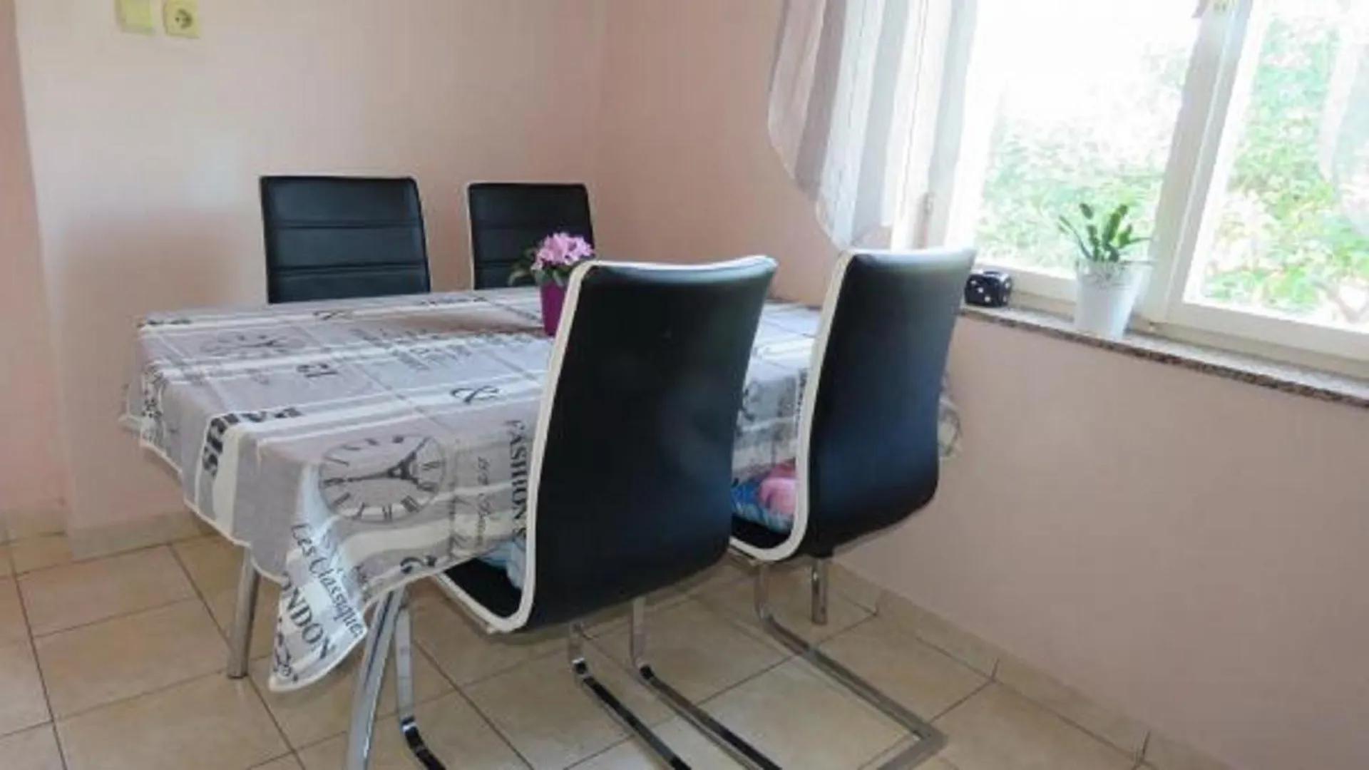 Serene Barbat Escape With Just Minutes From The Beach Rab Town Croatia