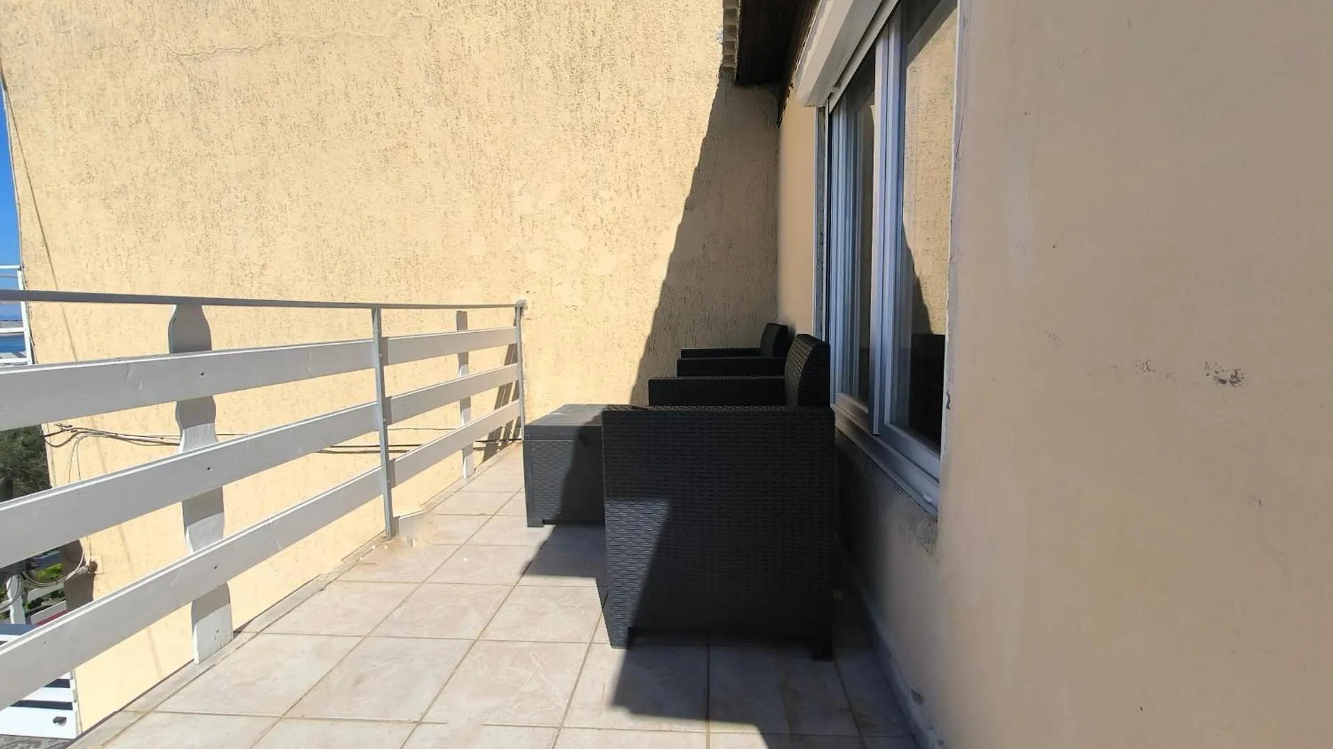 Serene Barbat Escape With Just Minutes From The Beach Rab Town Croatia